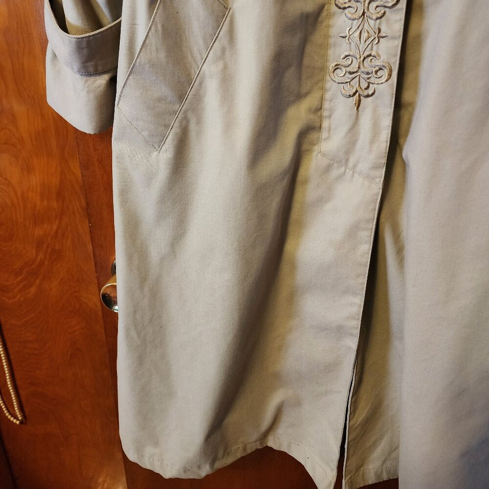 Women's Size 4P Misty Harbor Tan Trench Coat W/ Removable Liner - Picture 6 of 11